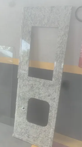 Vendo pia de cozinha de granito sem a Cuba