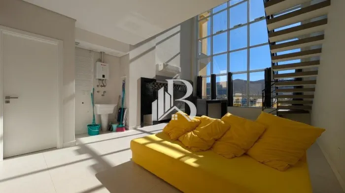Apartamento Duplex com 54m, 1 quarto e 1 vaga na praia dos Açores