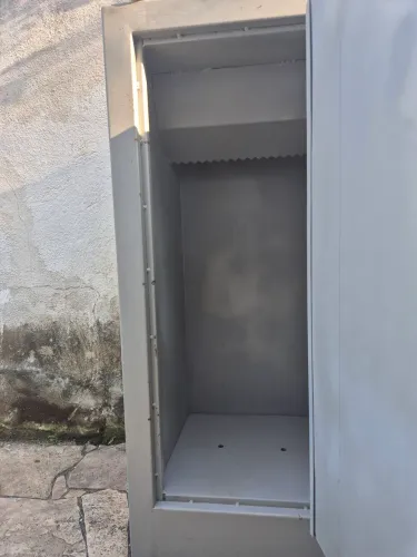 Cofres com chave e segredo