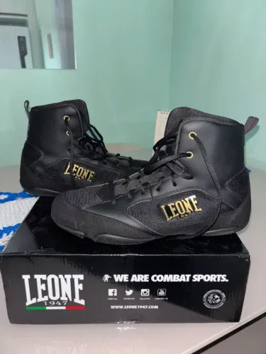 SAPATILHA DE BOXE/TENIS DE BOXE LEONE SPORT NÚMERO 41 USADO POQUISSIMAS VEZES