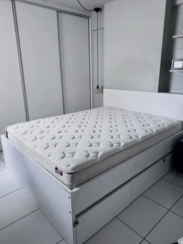 Base de Cama com gavetas - Queen
