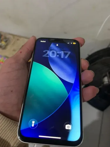 iPhone 13 mini