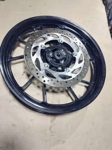 Roda dianteira fazer 250 19/25 usado 