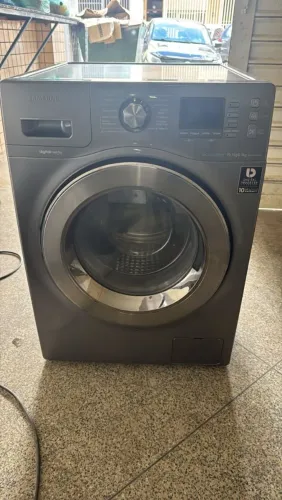 Máquina lava e seca 