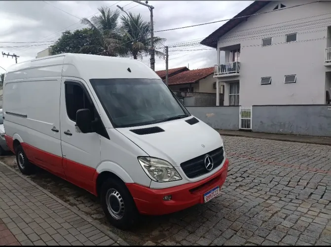Mercedes-Benz Sprinter 311 Furgão Longo 2.2 Dies 2014