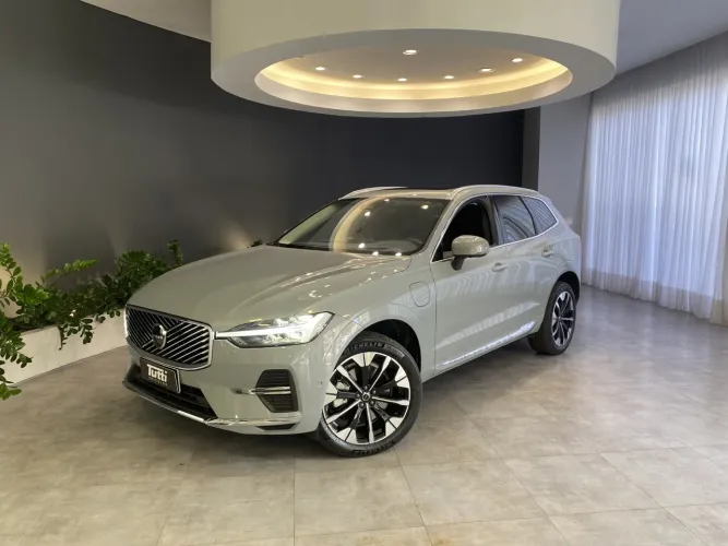 Volvo XC-60 T-8 Ultra 2.0 AWD (híbrido) 2026