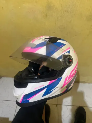 Capacete ls2