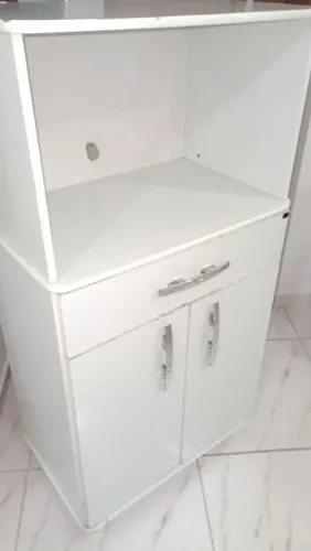 ARMÁRIO MULTIUSO MICROONDAS E GERAL
