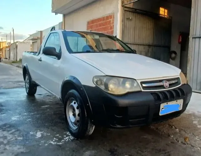 Fiat Strada 1.4 MPI Fire Flex 8V CS 2012