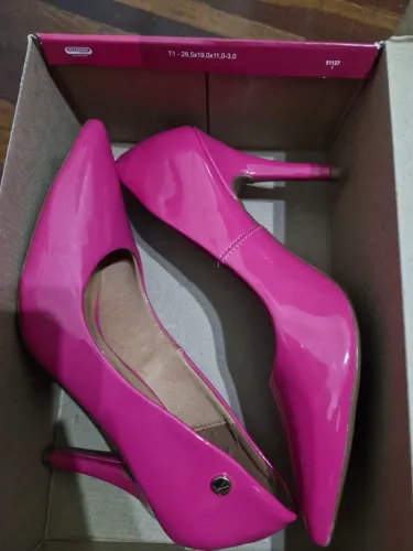 Scarpin tamanho 37