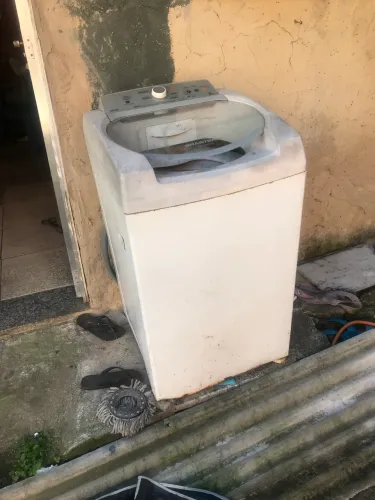 Máquina de lavar com defeito
