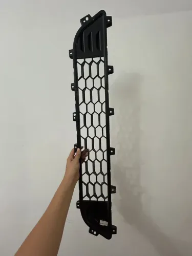 Porta e Para-choque Mobi 2024