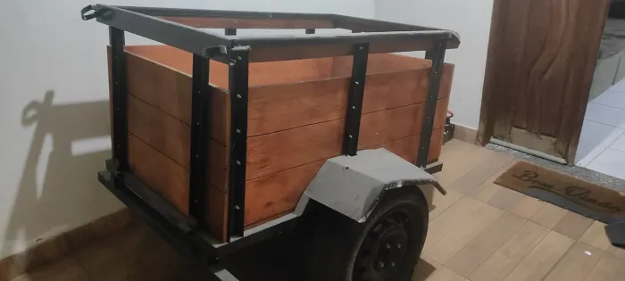 Carretinha 80x1,20 reforçada carro e moto, retirar em Feira de Santana-Ba