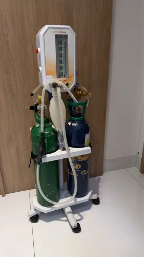 Laser Smile Nitrous - Sedação Consciente com O?/N?O + Cilindros e Carrinho