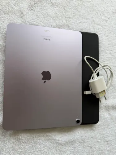 iPad Air 13 Polegadas (M2) 128 GB Seminovo