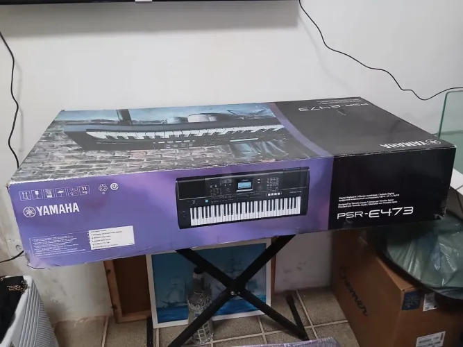 Teclado Yamaha PSR-E473