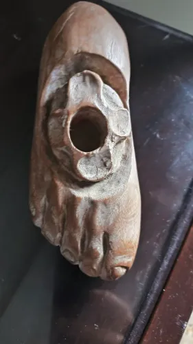 Escultura de madeira