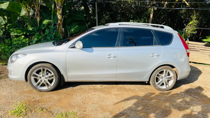 Hyundai I30CW 2.0 16V 145cv Aut. 5P 2011