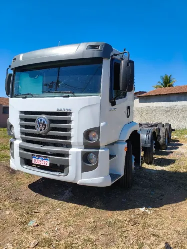 24330 Bitruck 8x2