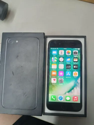 iPhone 7 128g sem um arranhão.