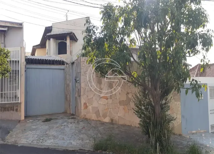 VENDE-SE Residência NO CASCATA - MARÍLIA/SP