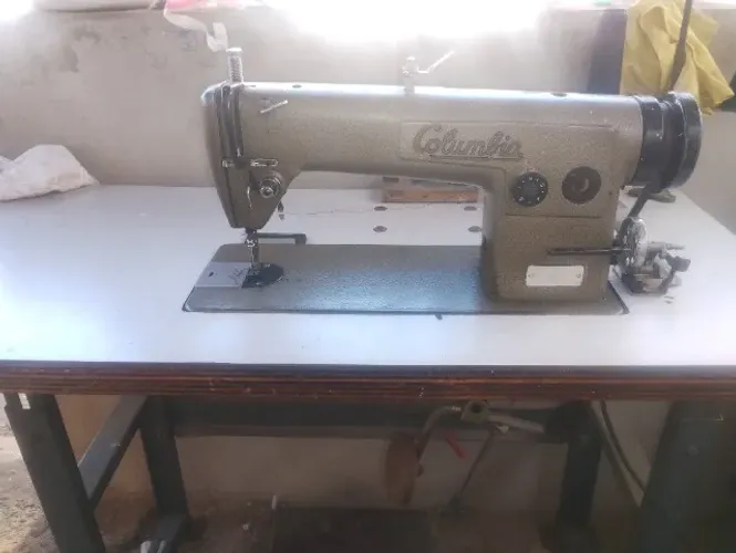 Maquina de costura