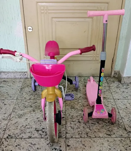 Bicicleta Disney infantil + Patinete Scooter
