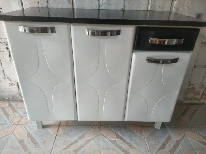 Balcão em aço telasul seminovo
