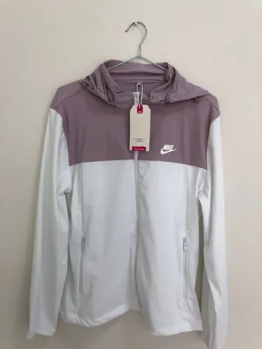 Corta-vento Nike feminino
