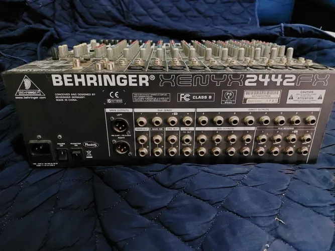 Mesa behringer 2442fx