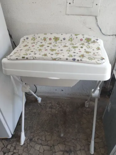 Banheira com trocador