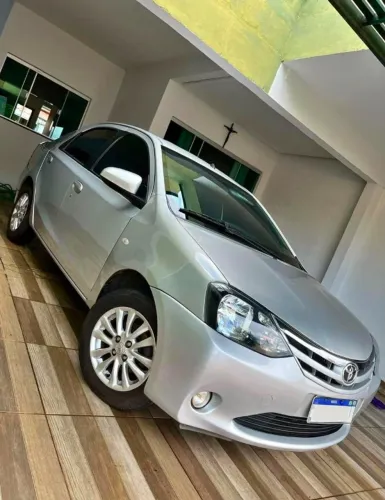 Toyota Etios XLS Sedan 1.5 Flex 16V 4P Mec. 2014