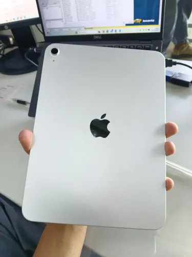 IPAD 11, 128 GB