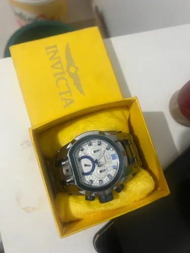 Relógio invicta