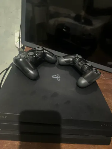 Ps4 pro 1T