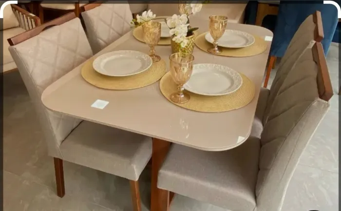 Mesa Quatro cadeiras