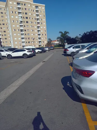 Apto a venda com móveis planejados