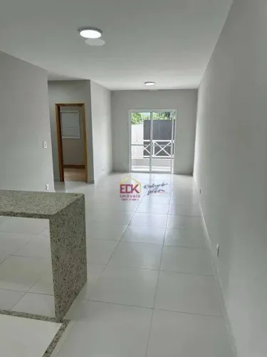 Apartamento com 2 dormitórios à venda, 70 m² por R$ 295.000,00 - Crispim - Pindamonhangaba