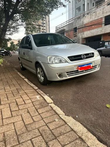 Chevrolet Corsa Hatchback 1.8 MPFI Flexpower 8V 5P 2004