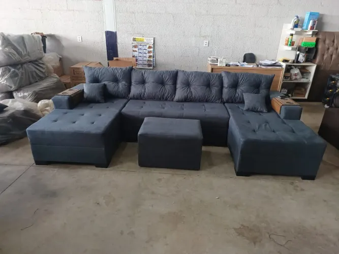 SOFÁ CHAISE DUPLA À PRONTA ENTREGA
