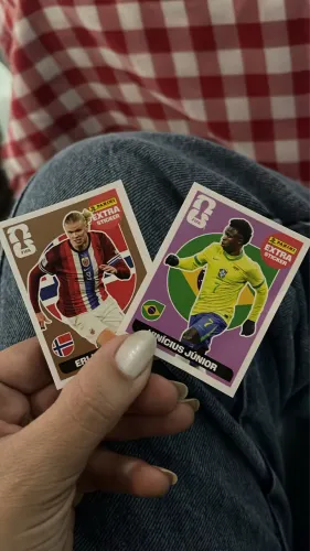 Figurinha Extra Legend Roxa Vinícius Júnior Copa 2026