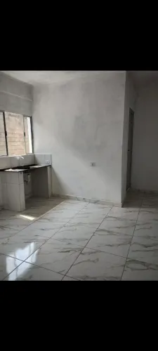 Casa de aluguel. De 2 cómodos e 1 banheiro