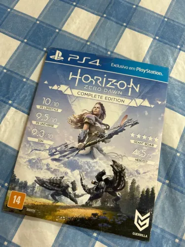 3 jogos de PS4 usados