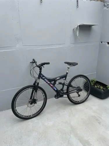 Bicicleta TK3 Track TB 300 aro 26