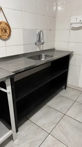 Vende-se pia de inox