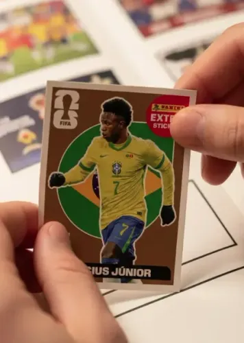 Figurinha Extra Legend Vini Júnior Bronze Copa 2026