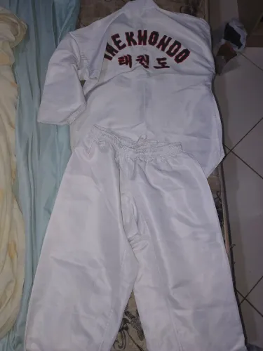 Dobok taekwondo m4 ( 7 a 11 anos)