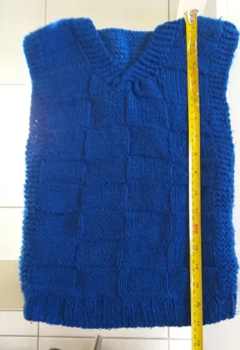 Colete azul infantil muito que tinho
