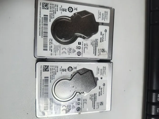 2 HDs 500 GB Seagate