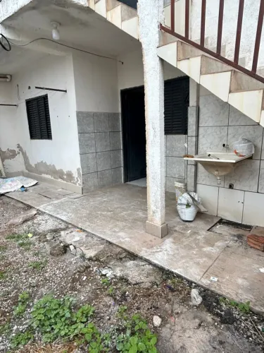 DUAS KITNET DISPONÍVEIS